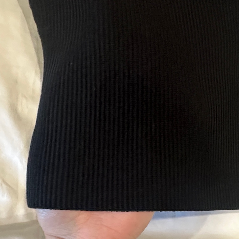 Aritzia Black Sleeveless Ribbed Top - Picture 3 of 5